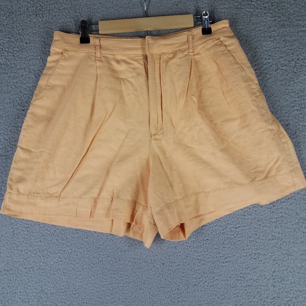 Abercrombie & Fitch High Waist Shorts in Light Yellow